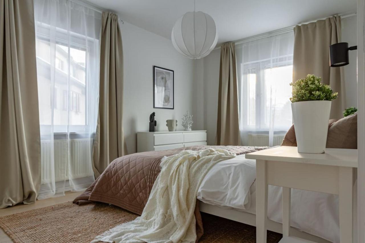Budget Comfort On Trendy Soedermalm, Construction Work Стокгольм Экстерьер фото